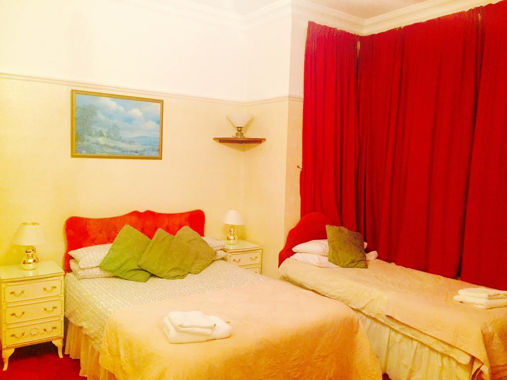 Southend Inn Hotel - Close To Beach, Train Station & Southend Airport Pokoj fotografie